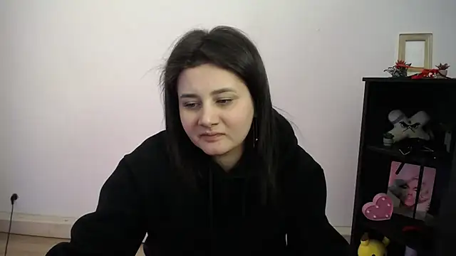 Katrin kiss  online show from February 2026 02:35:01 PM