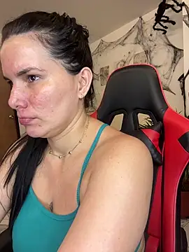 Snapshot of carol_cruz133 chatting on October 2025 11:27:01 PM carol cruz133 online show from October 2025 11:27:01 PM