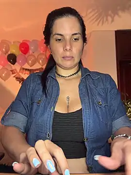 carol cruz133 online show from April 2026 11:32:02 PM