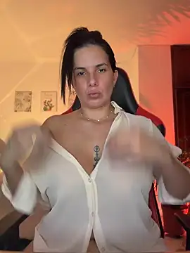 carol cruz133 online show from May 2026 11:35:02 PM