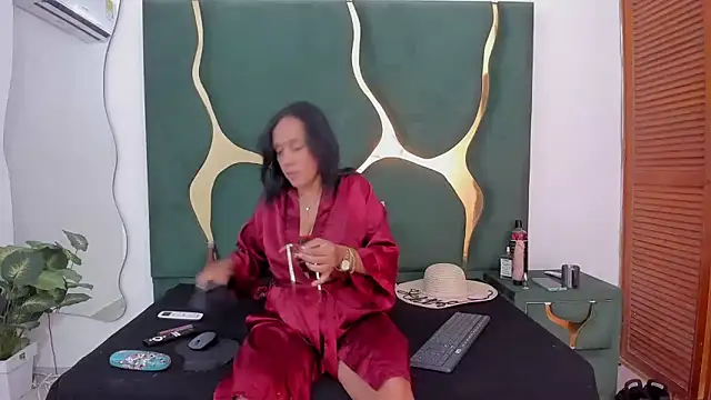 Snapshot of perlaasm chatting on October 2025 01:02:02 PM perlaasm online show from October 2025 01:02:02 PM