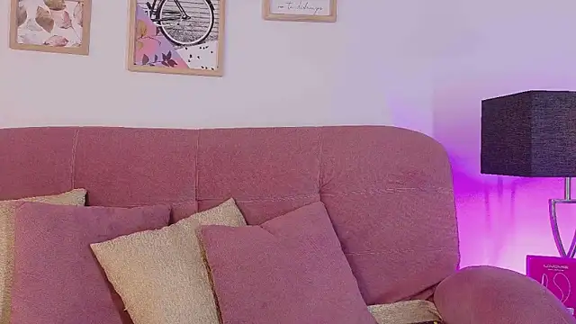Karina2Smith online show from June 2026 07:26:02 PM