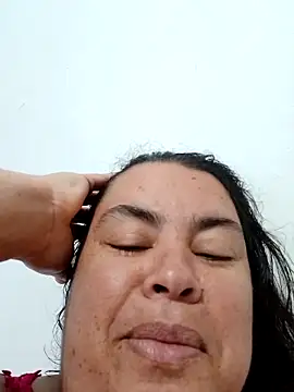 yaneth  online show from September 2025 01:38:02 AM