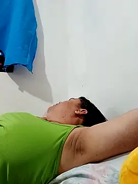 Snapshot of yaneth_ chatting on September 2025 12:34:01 AM yaneth online show from September 2025 12:34:01 AM