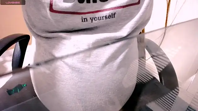 charlothee12 online show from December 2025 02:19:01 AM