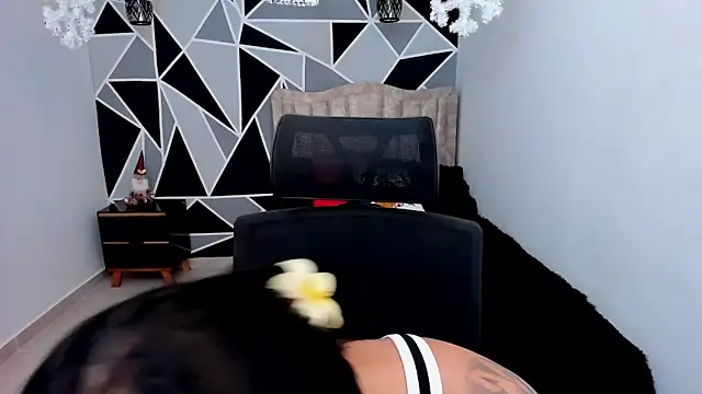 valeria-duarte online show from December 2025 03:39:01 PM