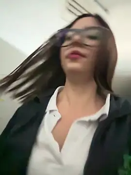 Katie rawwww online show from September 2025 01:26:02 PM