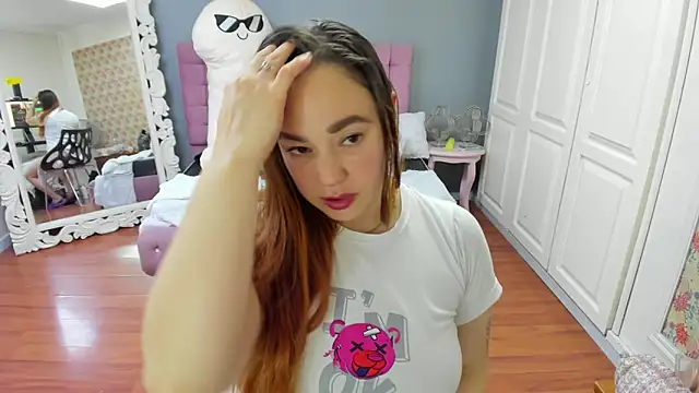 Tammy parker  online show from September 2025 04:38:02 AM