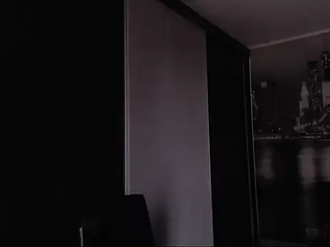 Snapshot of LexisAnne chatting on October 2025 12:28:02 PM LexisAnne online show from October 2025 12:28:02 PM