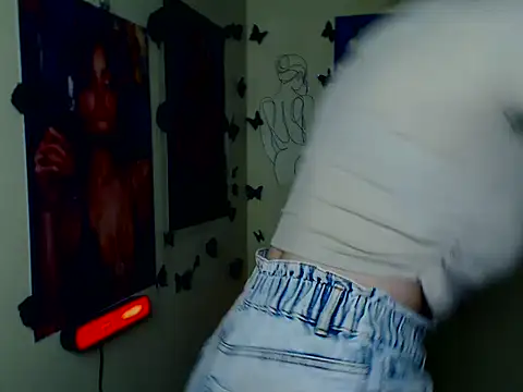 LadyAlice  online show from November 2025 07:20:01 AM