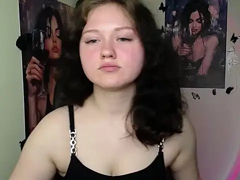 LadyAlice  online show from May 2026 06:32:03 AM