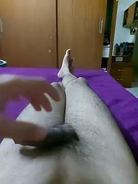 Snapshot of youngcock50 chatting on November 2025 02:39:02 PM youngcock50 online show from November 2025 02:39:02 PM