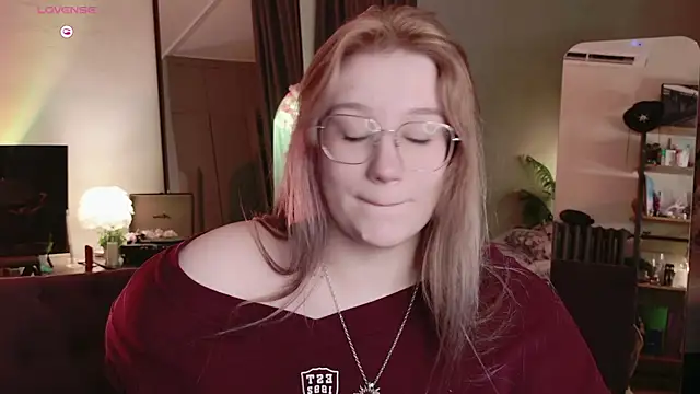 Morvelyn online show from June 2026 08:24:02 PM