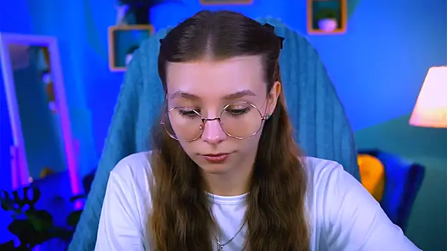 JulieDaniel online show from September 2025 09:14:02 AM