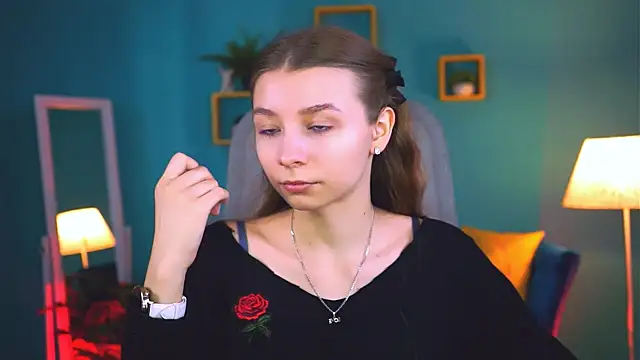 JulieDaniel online show from October 2025 08:11:02 AM