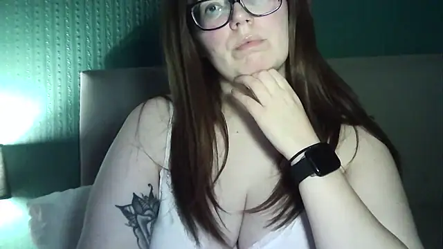 Curvy-BellaX online show from October 2025 06:50:01 PM