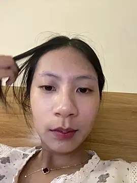 Snapshot of Lil-Gi chatting on September 2025 03:34:01 PM Lil-Gi online show from September 2025 03:34:01 PM