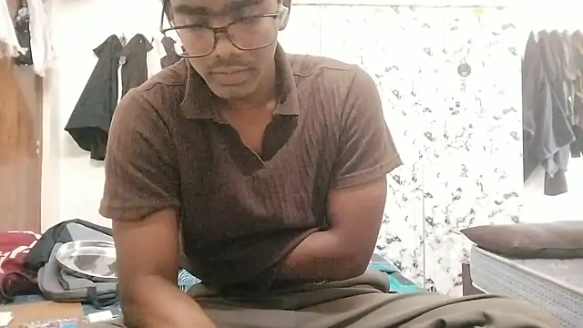 Snapshot of Rahulisagoodguy chatting on January 2026 08:40:02 AM Rahulisagoodguy online show from January 2026 08:40:02 AM