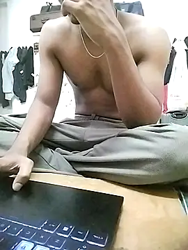 Snapshot of Rahulisagoodguy chatting on February 2026 05:33:01 PM Rahulisagoodguy online show from February 2026 05:33:01 PM