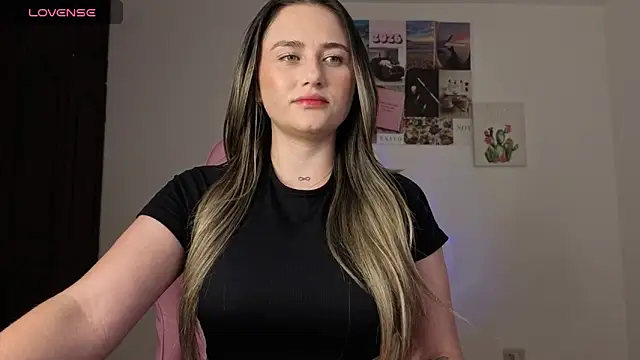 Veronika  Winslow  online show from April 2026 06:27:02 AM