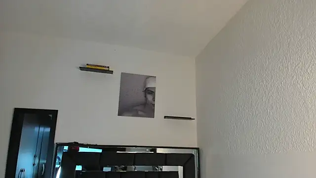 Snapshot of Thiago_Divine_ chatting on September 2025 01:11:02 PM Thiago Divine online show from September 2025 01:11:02 PM