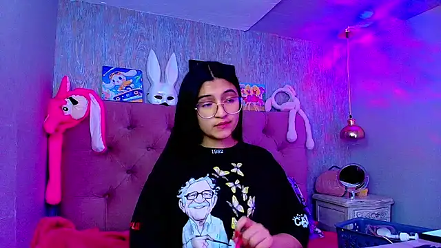 laurenelove online show from December 2025 03:34:01 AM