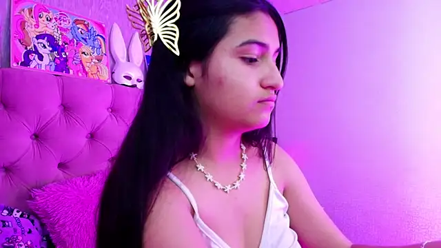 laurenelove online show from February 2026 04:22:01 AM