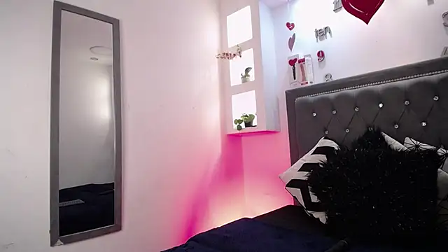 MelissaRhodes online show from September 2025 07:50:02 PM