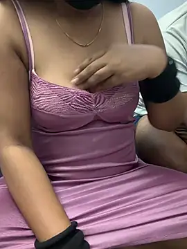 Lovlycouple1 online show from May 2026 08:15:01 PM