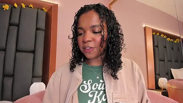 LisaMendez online show from December 2025 10:51:01 PM