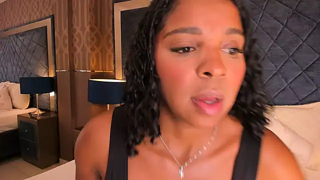 LisaMendez online show from June 2026 04:17:02 AM