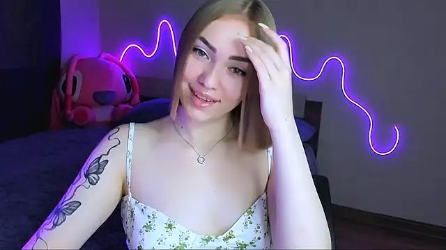 LaraKrein lk online show from October 2025 10:49:01 AM