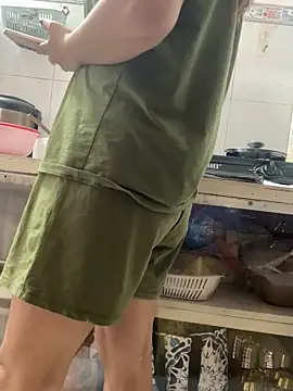 sharon-Hanna online show from December 2025 05:13:01 AM