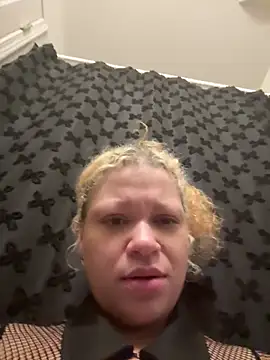 thatgurlred online show from February 2026 09:25:02 AM