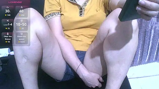 Owe chan online show from June 2026 10:56:02 PM