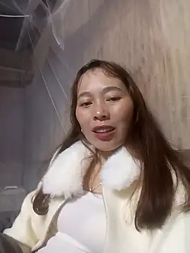 Bianly online show from November 2025 01:59:02 AM