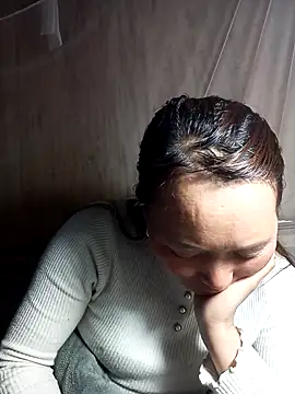 Bianly online show from May 2026 12:43:02 PM