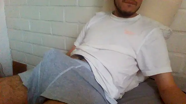 ProfeC4m online show from October 2025 06:20:01 PM