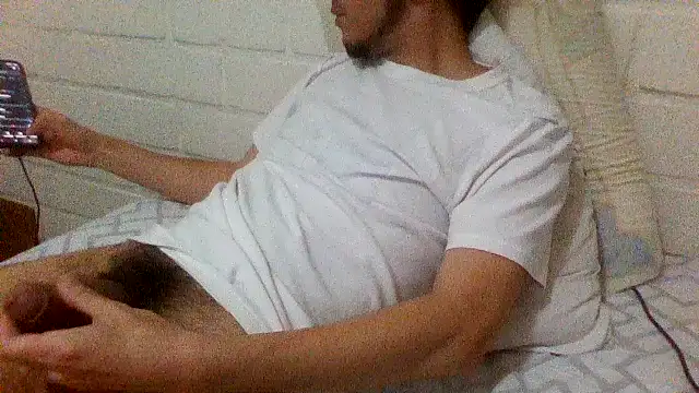 ProfeC4m online show from October 2025 06:32:02 AM