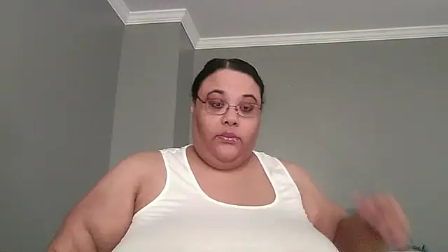 SexyBBW10790 online show from May 2026 02:00:01 PM