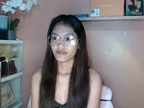 Snapshot of skinny_gracie chatting on September 2025 08:16:02 AM skinny gracie online show from September 2025 08:16:02 AM