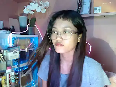 Snapshot of skinny_gracie chatting on October 2025 03:12:01 PM skinny gracie online show from October 2025 03:12:01 PM