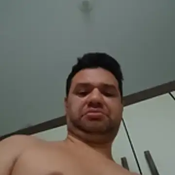 Snapshot of Crocante_Hot chatting on April 2026 10:21:02 AM Crocante Hot online show from April 2026 10:21:02 AM