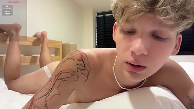 walter cute online show from May 2026 12:23:02 PM