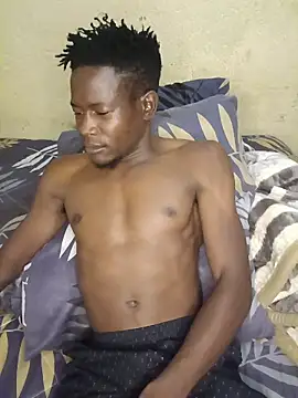 FeeingSplicing online show from March 2026 08:37:02 PM