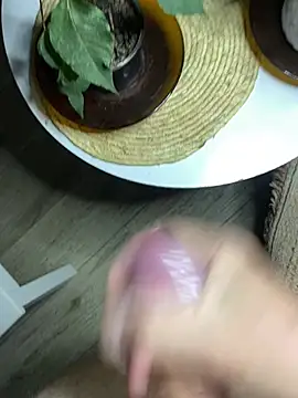 Jonny Agatha online show from February 2026 12:19:02 AM