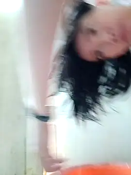 Snapshot of DauTay_hot chatting on October 2025 06:05:01 AM DauTay hot online show from October 2025 06:05:01 AM