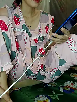 Snapshot of DauTay_hot chatting on October 2025 01:06:01 AM DauTay hot online show from October 2025 01:06:01 AM