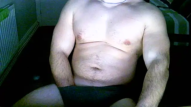 Snapshot of Serpent2463 chatting on January 2026 08:32:01 PM Serpent2463 online show from January 2026 08:32:01 PM