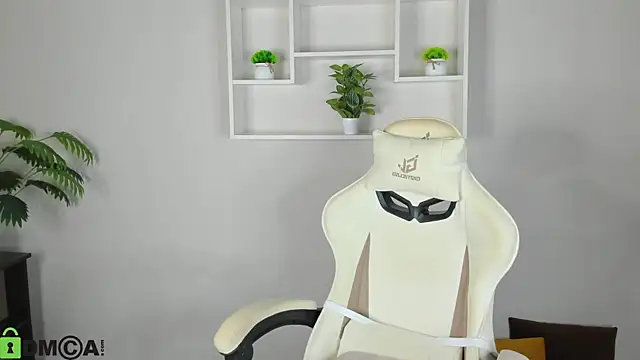 Allice Cox online show from September 2025 12:04:01 AM